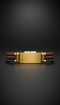 pulsera masculina de cuero con detalle dorado